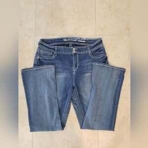 Wildflower  Curvy Fit Jeans